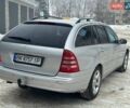 Сірий Мерседес Ц-Клас, об'ємом двигуна 2.2 л та пробігом 370 тис. км за 5650 $, фото 9 на Automoto.ua