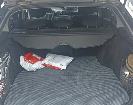 Сірий Мерседес Ц-Клас, об'ємом двигуна 2.15 л та пробігом 344 тис. км за 5650 $, фото 11 на Automoto.ua