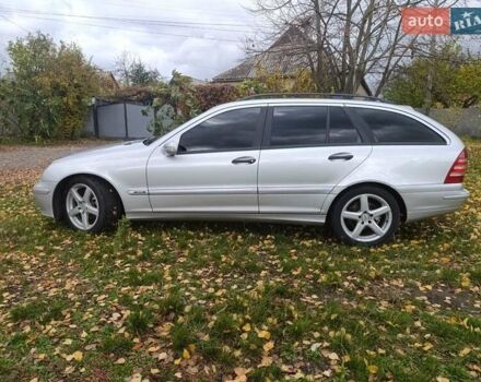 Сірий Мерседес Ц-Клас, об'ємом двигуна 2.2 л та пробігом 340 тис. км за 5600 $, фото 1 на Automoto.ua