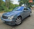 Сірий Мерседес Ц-Клас, об'ємом двигуна 1.8 л та пробігом 280 тис. км за 5399 $, фото 1 на Automoto.ua