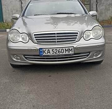 Сірий Мерседес Ц-Клас, об'ємом двигуна 2.15 л та пробігом 344 тис. км за 5650 $, фото 3 на Automoto.ua
