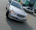 Сірий Мерседес Ц-Клас, об'ємом двигуна 1.8 л та пробігом 250 тис. км за 6300 $, фото 1 на Automoto.ua