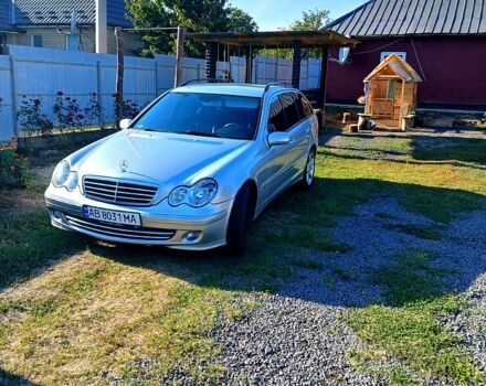 Сірий Мерседес Ц-Клас, об'ємом двигуна 2.7 л та пробігом 360 тис. км за 6450 $, фото 3 на Automoto.ua