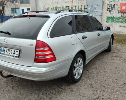 Серый Мерседес Ц-Класс, объемом двигателя 2.15 л и пробегом 310 тыс. км за 5680 $, фото 2 на Automoto.ua