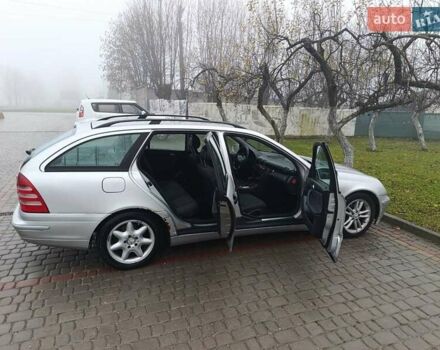 Сірий Мерседес Ц-Клас, об'ємом двигуна 2.15 л та пробігом 504 тис. км за 4850 $, фото 8 на Automoto.ua