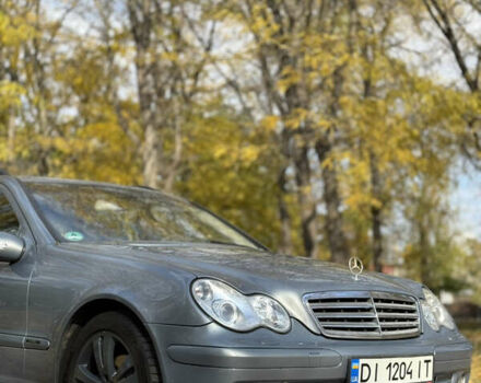 Сірий Мерседес Ц-Клас, об'ємом двигуна 2.15 л та пробігом 315 тис. км за 6100 $, фото 7 на Automoto.ua