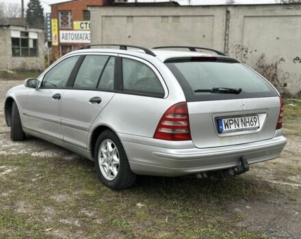 Серый Мерседес Ц-Класс, объемом двигателя 0 л и пробегом 123 тыс. км за 2600 $, фото 1 на Automoto.ua