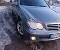 Сірий Мерседес Ц-Клас, об'ємом двигуна 1.8 л та пробігом 260 тис. км за 5300 $, фото 2 на Automoto.ua