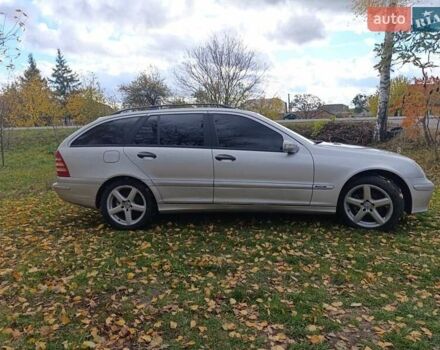 Сірий Мерседес Ц-Клас, об'ємом двигуна 2.2 л та пробігом 340 тис. км за 5600 $, фото 3 на Automoto.ua