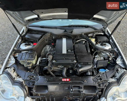 Сірий Мерседес Ц-Клас, об'ємом двигуна 1.8 л та пробігом 246 тис. км за 6700 $, фото 24 на Automoto.ua