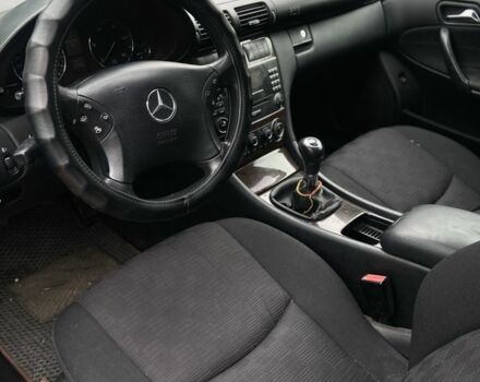 Серый Мерседес Ц-Класс, объемом двигателя 0 л и пробегом 450 тыс. км за 3000 $, фото 11 на Automoto.ua