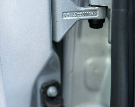 Сірий Мерседес Ц-Клас, об'ємом двигуна 1.8 л та пробігом 246 тис. км за 6700 $, фото 17 на Automoto.ua