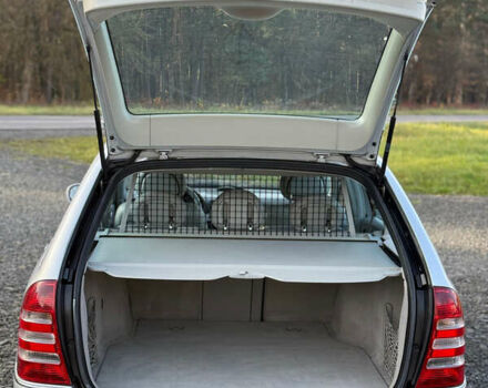 Сірий Мерседес Ц-Клас, об'ємом двигуна 1.8 л та пробігом 246 тис. км за 6700 $, фото 25 на Automoto.ua