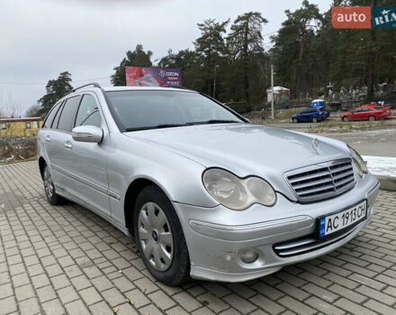 Сірий Мерседес Ц-Клас, об'ємом двигуна 2.2 л та пробігом 397 тис. км за 5300 $, фото 6 на Automoto.ua