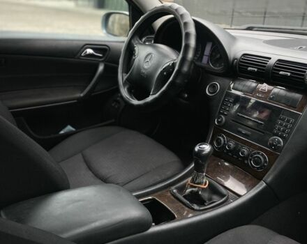 Серый Мерседес Ц-Класс, объемом двигателя 0 л и пробегом 450 тыс. км за 3000 $, фото 10 на Automoto.ua