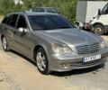 Сірий Мерседес Ц-Клас, об'ємом двигуна 2.1 л та пробігом 370 тис. км за 3300 $, фото 1 на Automoto.ua