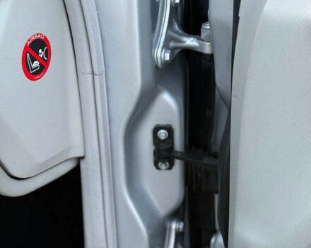 Сірий Мерседес Ц-Клас, об'ємом двигуна 1.8 л та пробігом 246 тис. км за 6700 $, фото 21 на Automoto.ua