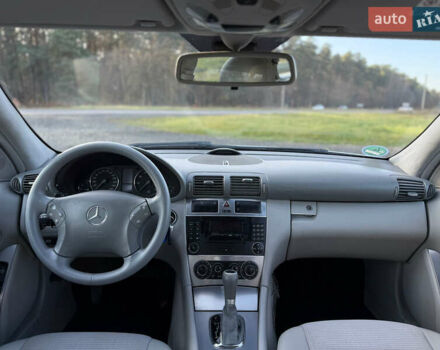 Сірий Мерседес Ц-Клас, об'ємом двигуна 1.8 л та пробігом 246 тис. км за 6700 $, фото 23 на Automoto.ua