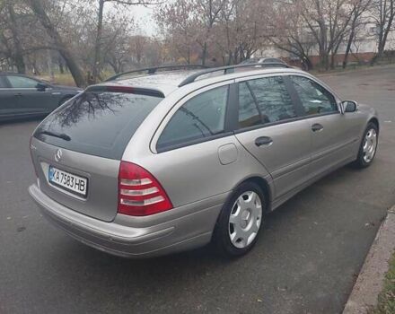 Сірий Мерседес Ц-Клас, об'ємом двигуна 2.2 л та пробігом 400 тис. км за 5400 $, фото 4 на Automoto.ua