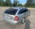 Серый Мерседес Ц-Класс, объемом двигателя 1.8 л и пробегом 300 тыс. км за 5999 $, фото 2 на Automoto.ua