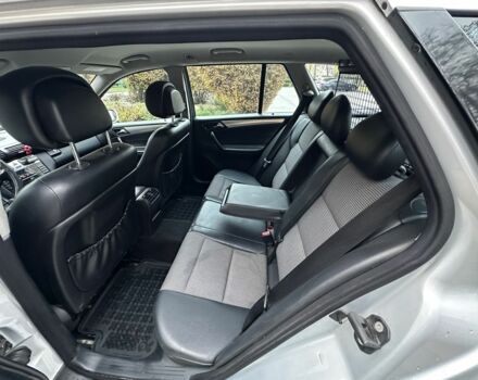 Серый Мерседес Ц-Класс, объемом двигателя 2.2 л и пробегом 280 тыс. км за 3600 $, фото 11 на Automoto.ua