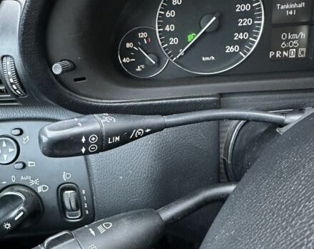 Серый Мерседес Ц-Класс, объемом двигателя 2.2 л и пробегом 280 тыс. км за 3600 $, фото 10 на Automoto.ua