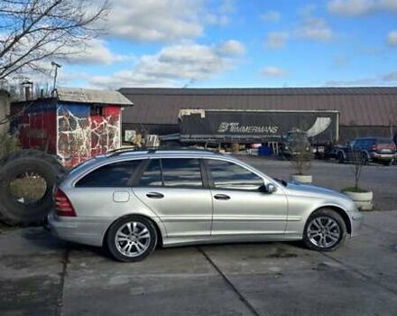 Серый Мерседес Ц-Класс, объемом двигателя 2.15 л и пробегом 310 тыс. км за 5000 $, фото 8 на Automoto.ua