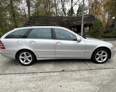 Серый Мерседес Ц-Класс, объемом двигателя 2.2 л и пробегом 280 тыс. км за 3600 $, фото 18 на Automoto.ua