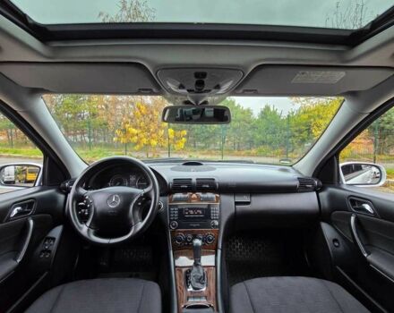 Сірий Мерседес Ц-Клас, об'ємом двигуна 2.2 л та пробігом 304 тис. км за 6999 $, фото 6 на Automoto.ua