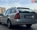 Сірий Мерседес Ц-Клас, об'ємом двигуна 2.1 л та пробігом 236 тис. км за 6400 $, фото 6 на Automoto.ua