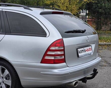 Сірий Мерседес Ц-Клас, об'ємом двигуна 2.2 л та пробігом 304 тис. км за 6999 $, фото 5 на Automoto.ua