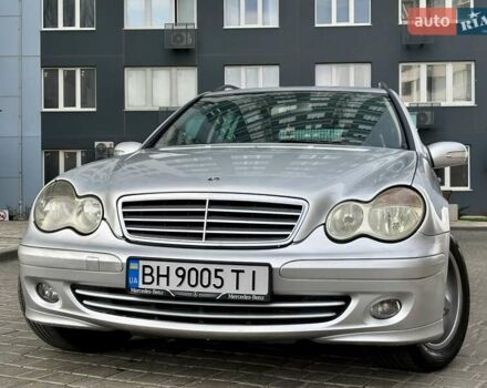 Сірий Мерседес Ц-Клас, об'ємом двигуна 2.1 л та пробігом 236 тис. км за 6400 $, фото 10 на Automoto.ua