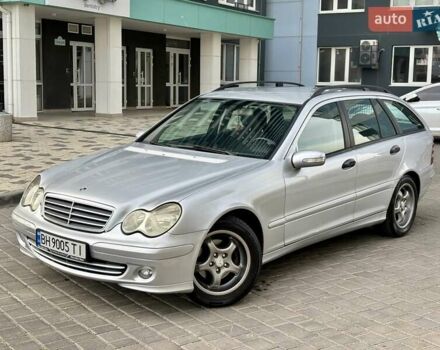 Сірий Мерседес Ц-Клас, об'ємом двигуна 2.1 л та пробігом 236 тис. км за 6400 $, фото 12 на Automoto.ua