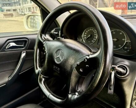 Сірий Мерседес Ц-Клас, об'ємом двигуна 2.1 л та пробігом 236 тис. км за 6400 $, фото 45 на Automoto.ua