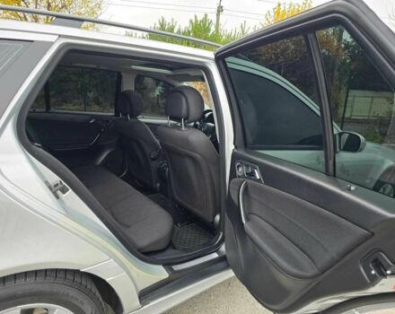 Сірий Мерседес Ц-Клас, об'ємом двигуна 2.2 л та пробігом 304 тис. км за 6999 $, фото 17 на Automoto.ua