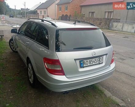 Сірий Мерседес Ц-Клас, об'ємом двигуна 2.15 л та пробігом 245 тис. км за 7850 $, фото 2 на Automoto.ua
