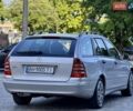 Сірий Мерседес Ц-Клас, об'ємом двигуна 2.15 л та пробігом 236 тис. км за 6400 $, фото 12 на Automoto.ua