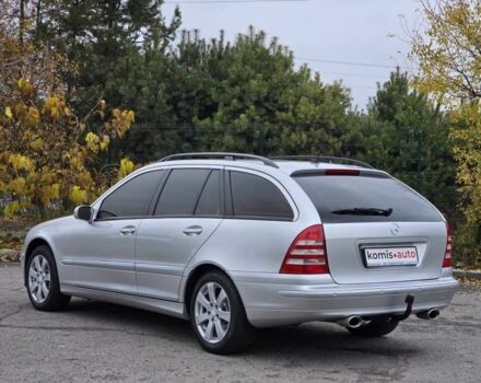 Сірий Мерседес Ц-Клас, об'ємом двигуна 2.2 л та пробігом 304 тис. км за 6999 $, фото 2 на Automoto.ua