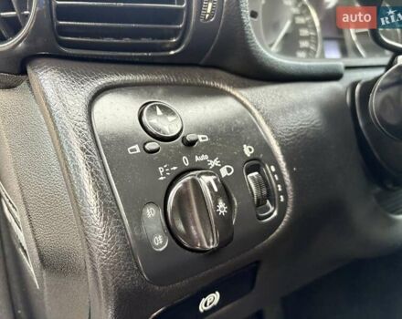 Сірий Мерседес Ц-Клас, об'ємом двигуна 2.1 л та пробігом 236 тис. км за 6400 $, фото 38 на Automoto.ua