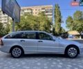 Сірий Мерседес Ц-Клас, об'ємом двигуна 2.15 л та пробігом 236 тис. км за 6400 $, фото 8 на Automoto.ua