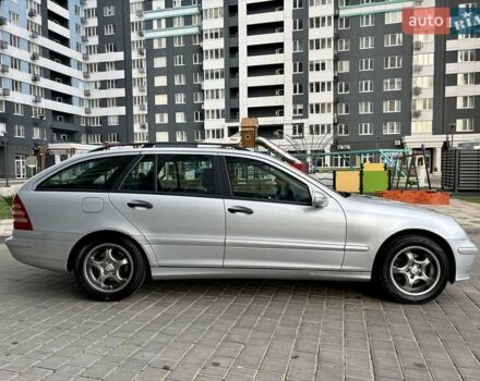 Сірий Мерседес Ц-Клас, об'ємом двигуна 2.1 л та пробігом 236 тис. км за 6400 $, фото 3 на Automoto.ua