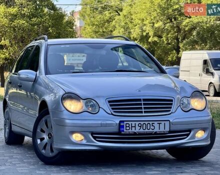 Сірий Мерседес Ц-Клас, об'ємом двигуна 2.15 л та пробігом 236 тис. км за 6400 $, фото 52 на Automoto.ua