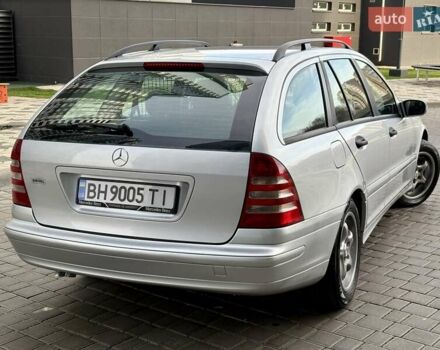 Сірий Мерседес Ц-Клас, об'ємом двигуна 2.1 л та пробігом 236 тис. км за 6400 $, фото 18 на Automoto.ua