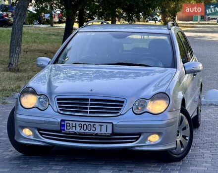 Сірий Мерседес Ц-Клас, об'ємом двигуна 2.15 л та пробігом 236 тис. км за 6400 $, фото 13 на Automoto.ua