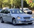 Сірий Мерседес Ц-Клас, об'ємом двигуна 2.15 л та пробігом 236 тис. км за 6400 $, фото 54 на Automoto.ua