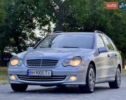 Сірий Мерседес Ц-Клас, об'ємом двигуна 2.15 л та пробігом 236 тис. км за 6400 $, фото 6 на Automoto.ua