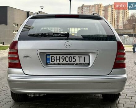 Сірий Мерседес Ц-Клас, об'ємом двигуна 2.1 л та пробігом 236 тис. км за 6400 $, фото 5 на Automoto.ua