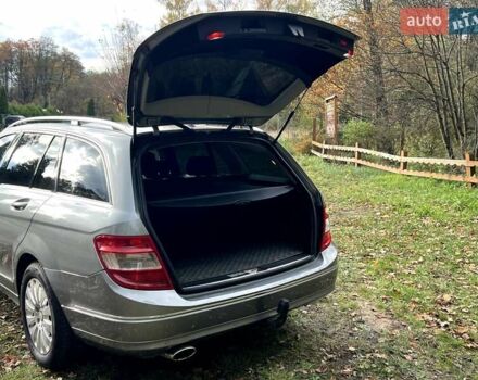 Мерседес Ц-Клас 2007 у Вінниці на Automoto.ua Сірий Мерседес Ц-Клас, об'ємом двигуна 2.2 л та пробігом 362 тис. км за 8500 $, фото 14 на Automoto.ua