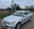 Сірий Мерседес Ц-Клас, об'ємом двигуна 2.15 л та пробігом 326 тис. км за 8100 $, фото 1 на Automoto.ua