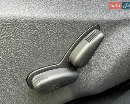 Сірий Мерседес Ц-Клас, об'ємом двигуна 2.1 л та пробігом 236 тис. км за 6400 $, фото 33 на Automoto.ua